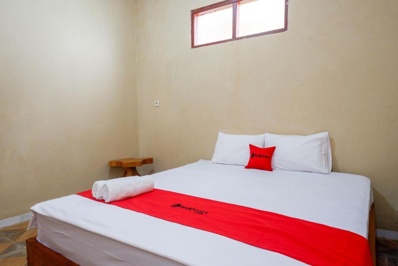 Reddoorz Near Yogyakarta International Airport Hotel Glagah  Exterior photo